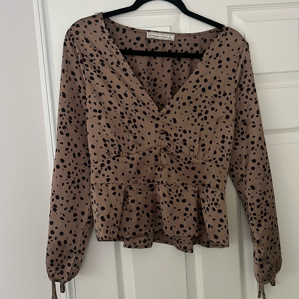 Abercrombie & Fitch Cheetah Top